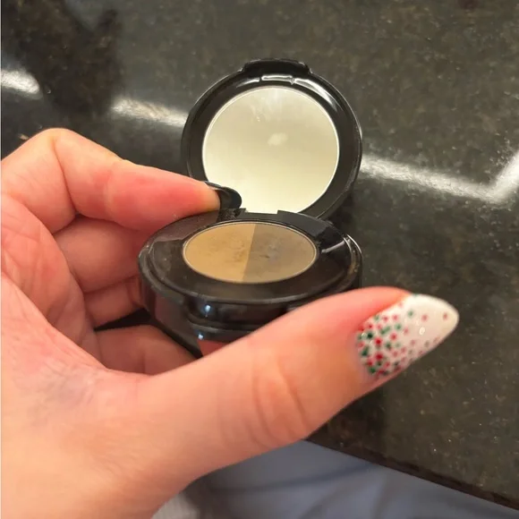 Anastasia Dark Brown Brow Powder Duo - Picture 2 of 3